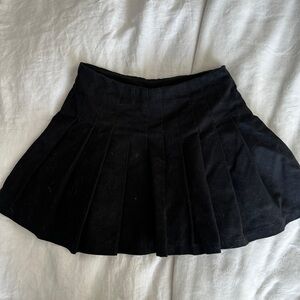 Brandy Melville Pleated Skort